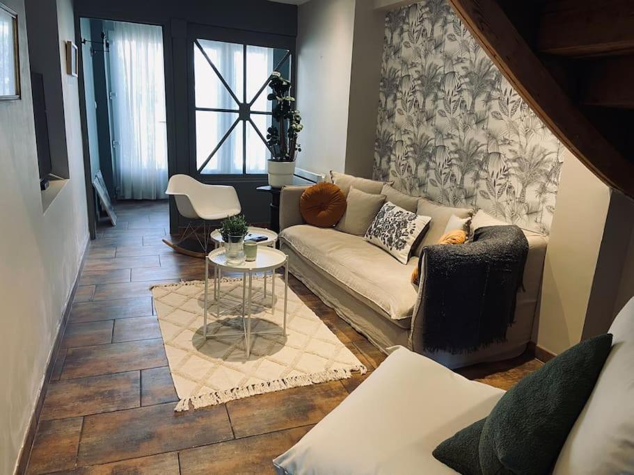 Maison Climatisee Avec Stationnement Et Wifi Holiday home *